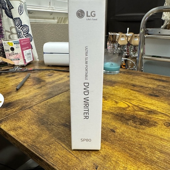 LG SP80NB80 8X External DVD Writer DVD RW DL USB 2.0 Ultra Slim Portable - Picture 6 of 8